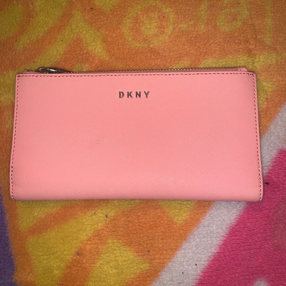 DKNY PINK WALLET